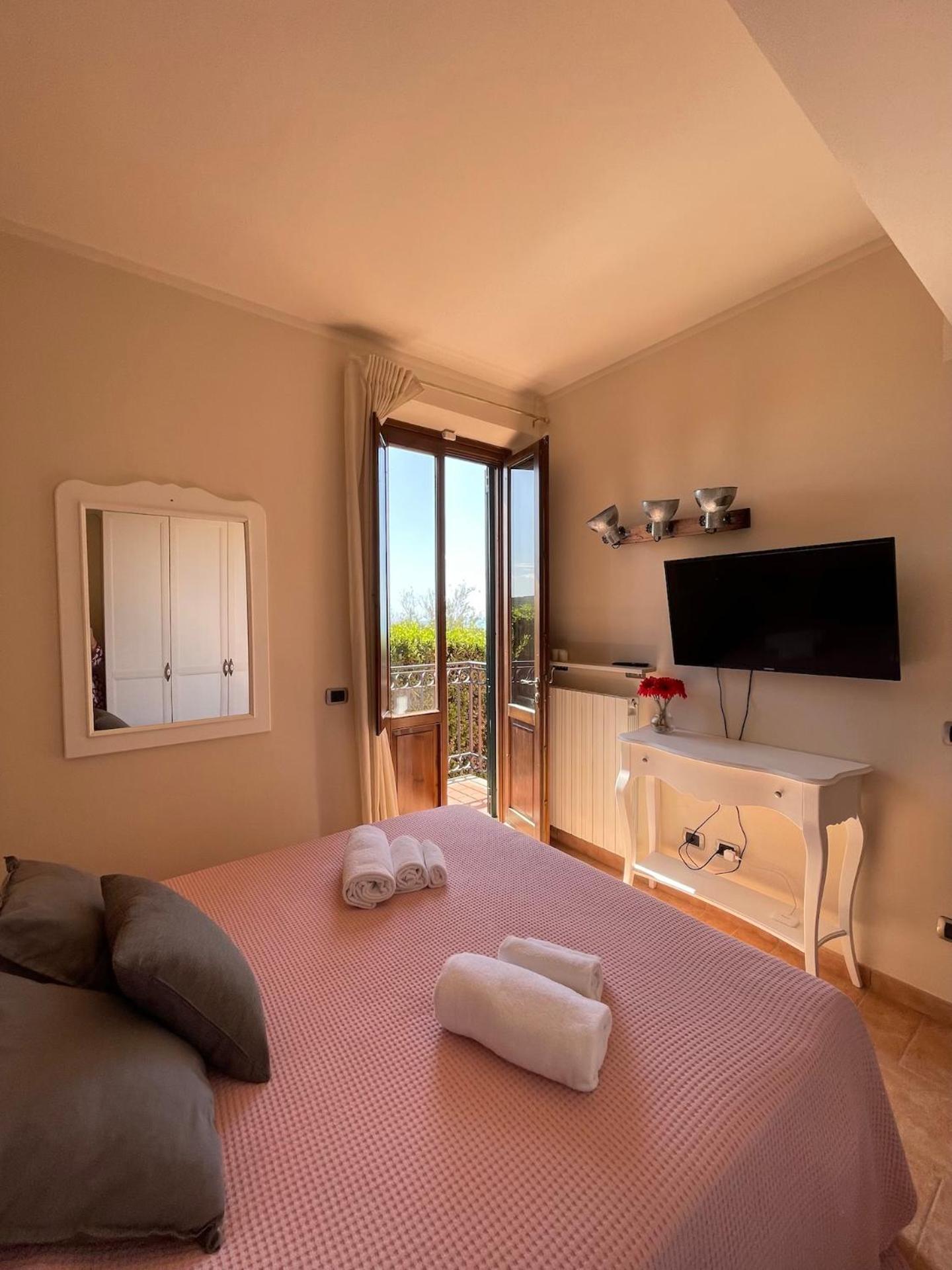Ferienwohnung Sunset House Castiglioncello Exterior foto